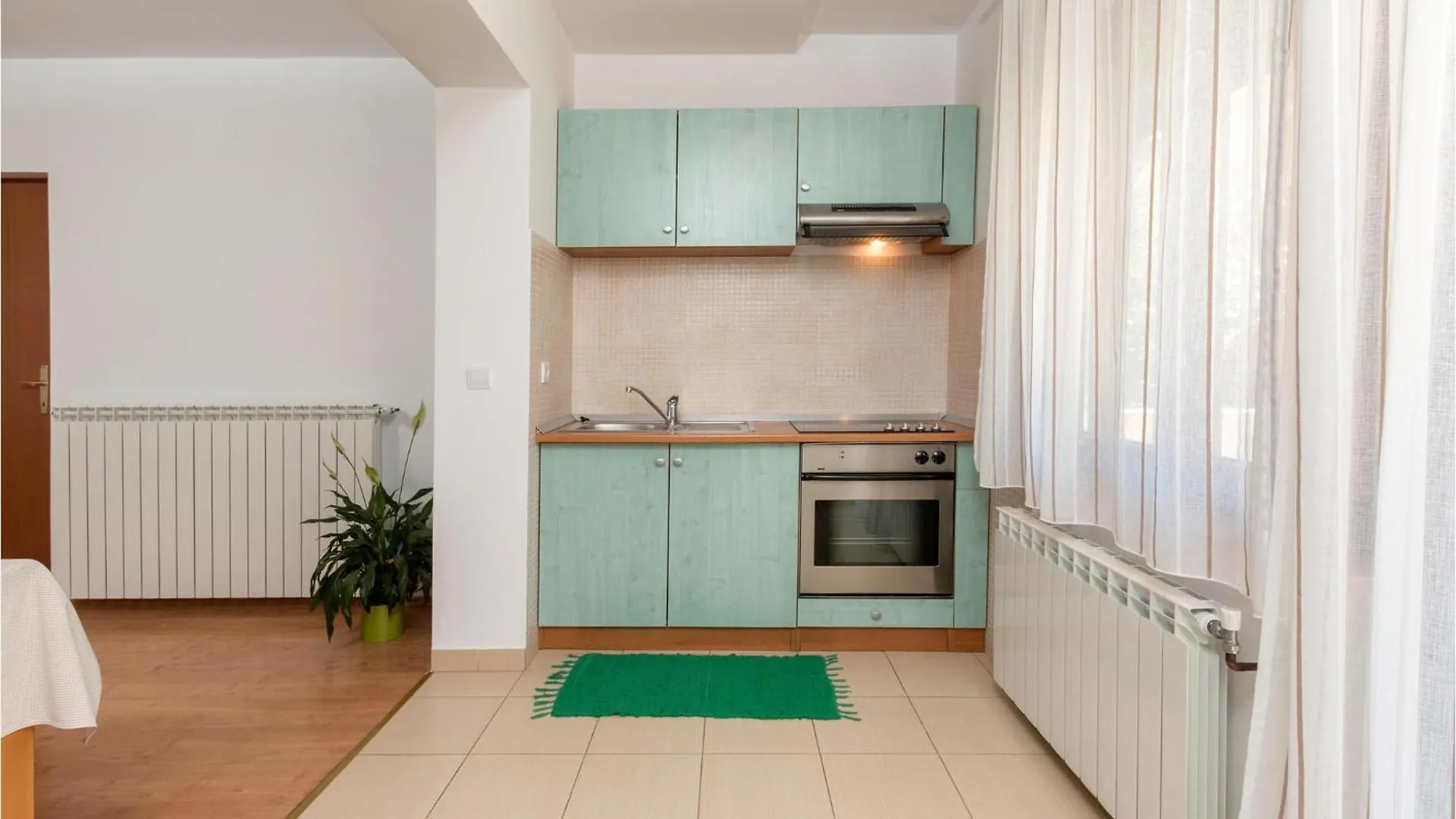 Lovely Apartment In Pula With Wifi