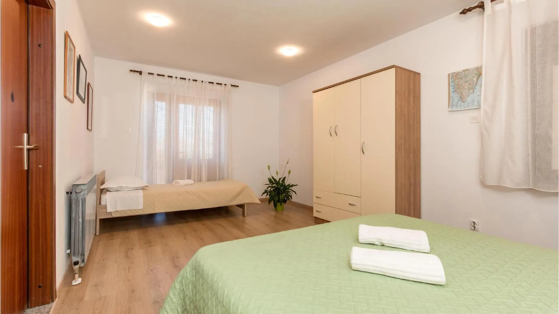 Lovely Apartment In Pula With Wifi
