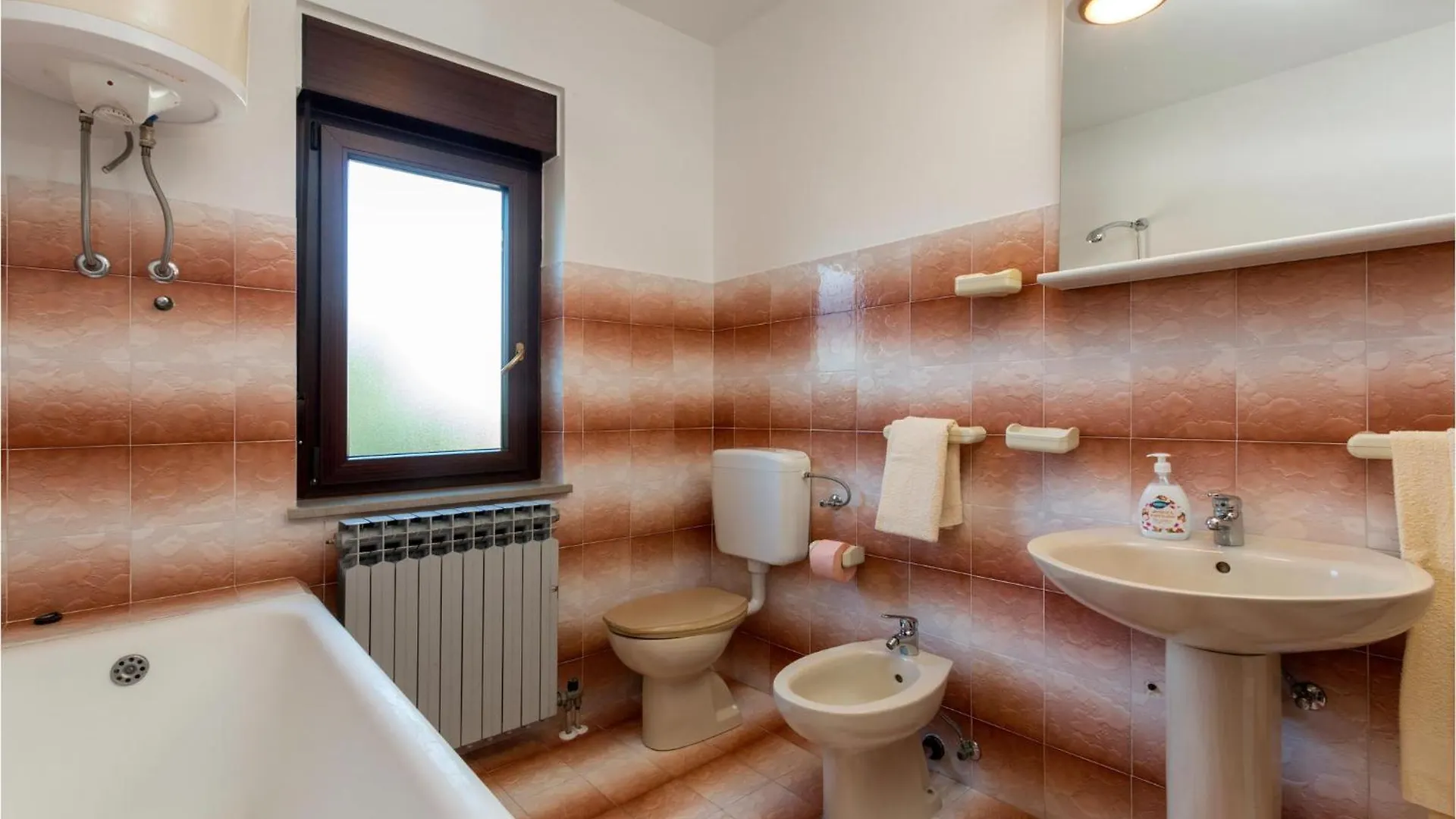 Lovely Apartment In Pula With Wifi 0*,