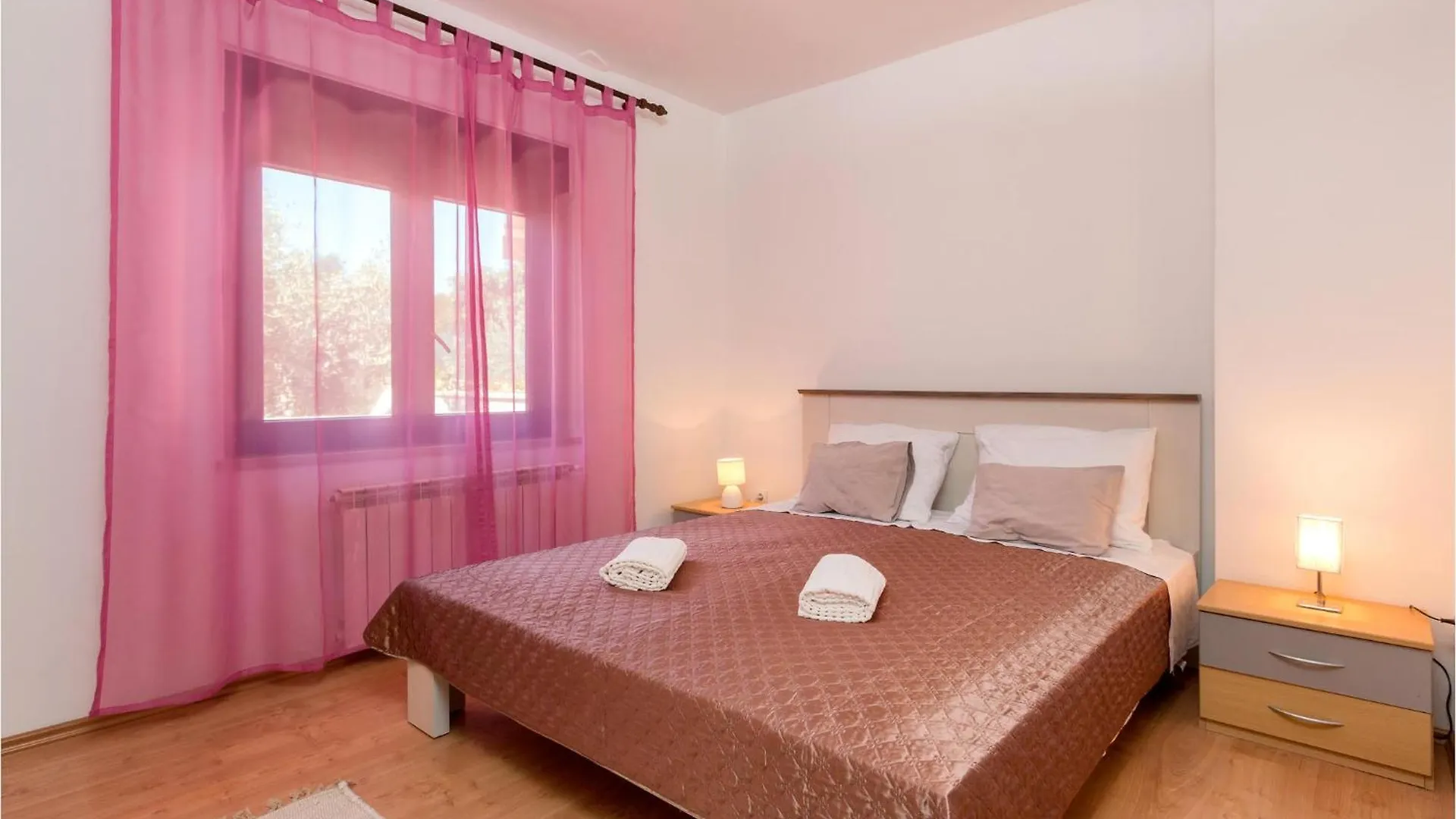 Lovely Apartment In Pula With Wifi